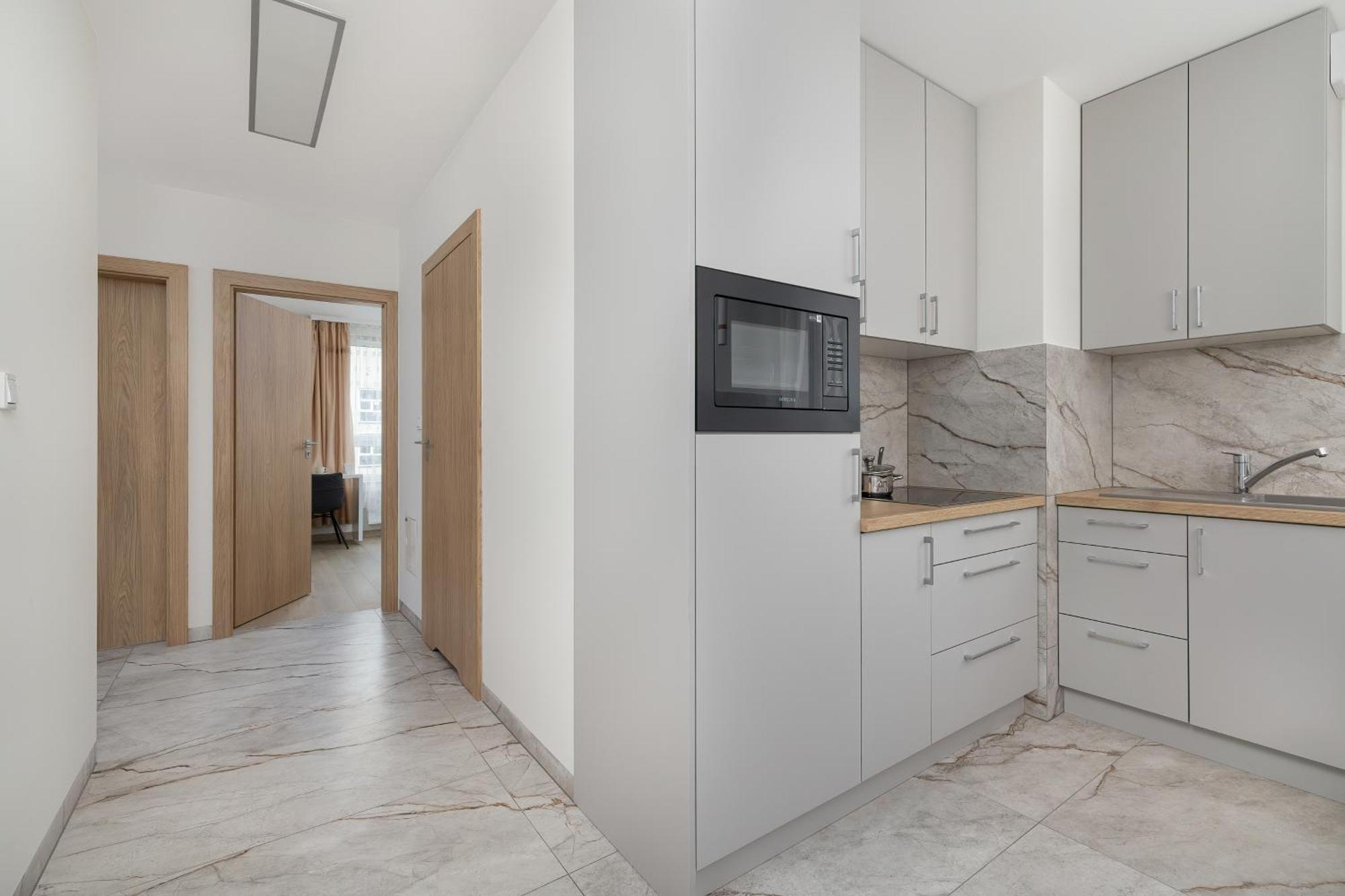 Cozy Apartments Laszkiewicza With Parking By Noclegi Renters 크라쿠프 외부 사진