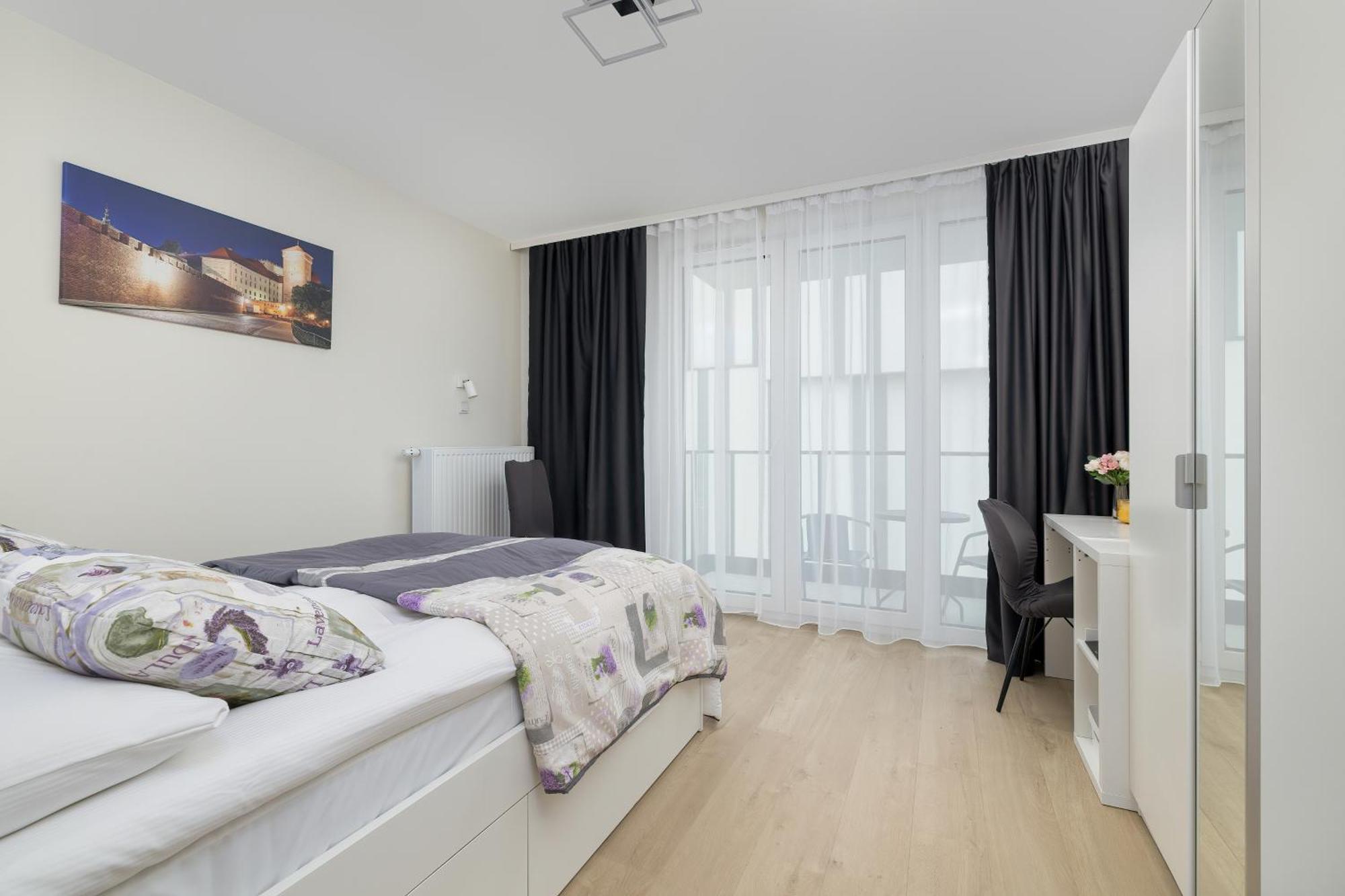 Cozy Apartments Laszkiewicza With Parking By Noclegi Renters 크라쿠프 외부 사진