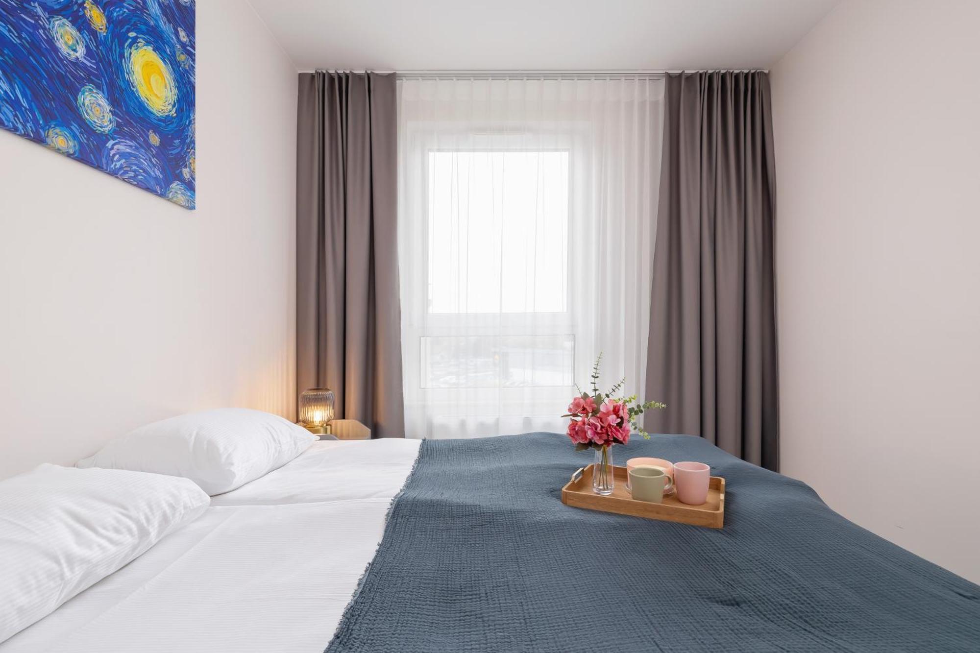 Cozy Apartments Laszkiewicza With Parking By Noclegi Renters 크라쿠프 외부 사진
