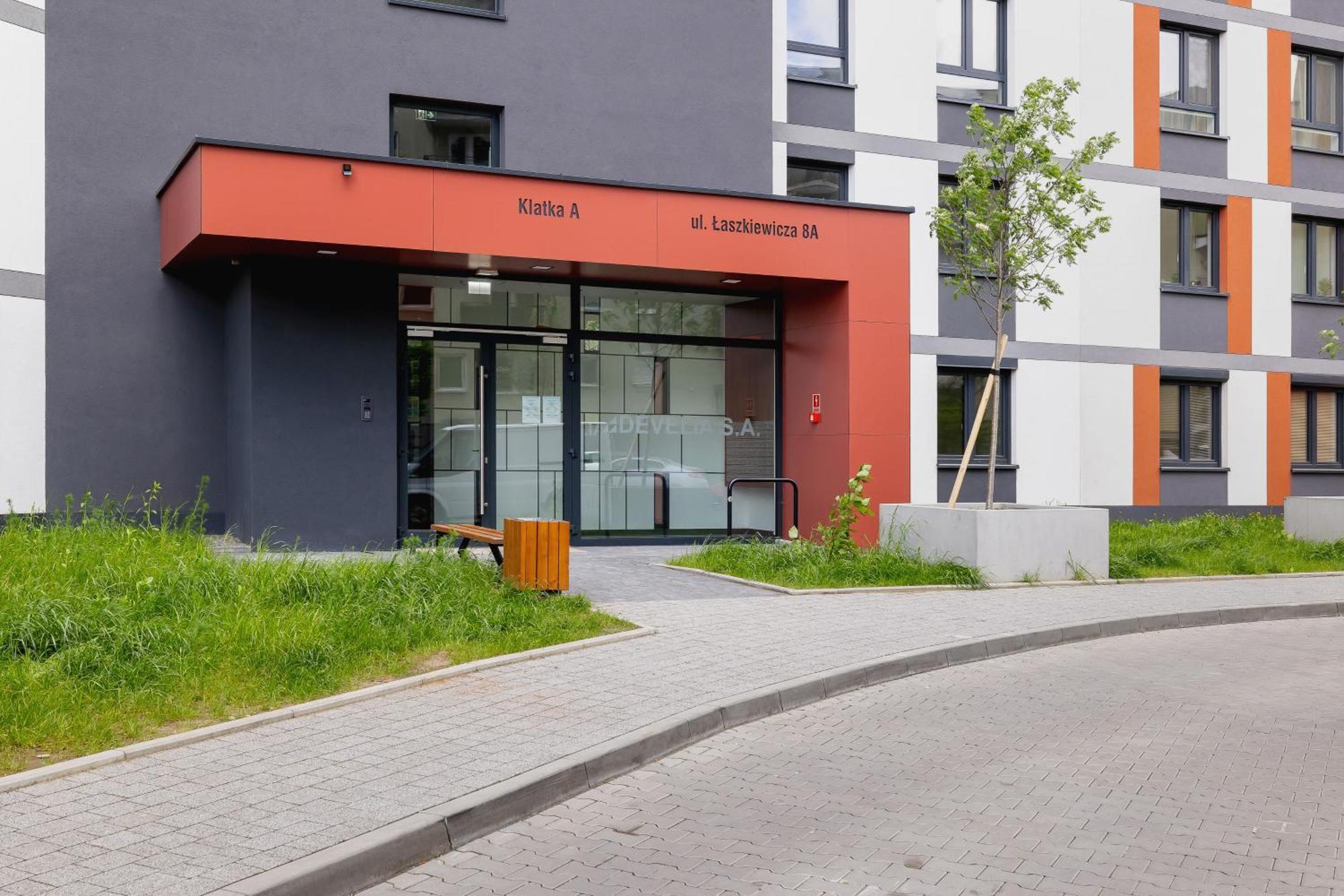 Cozy Apartments Laszkiewicza With Parking By Noclegi Renters 크라쿠프 외부 사진