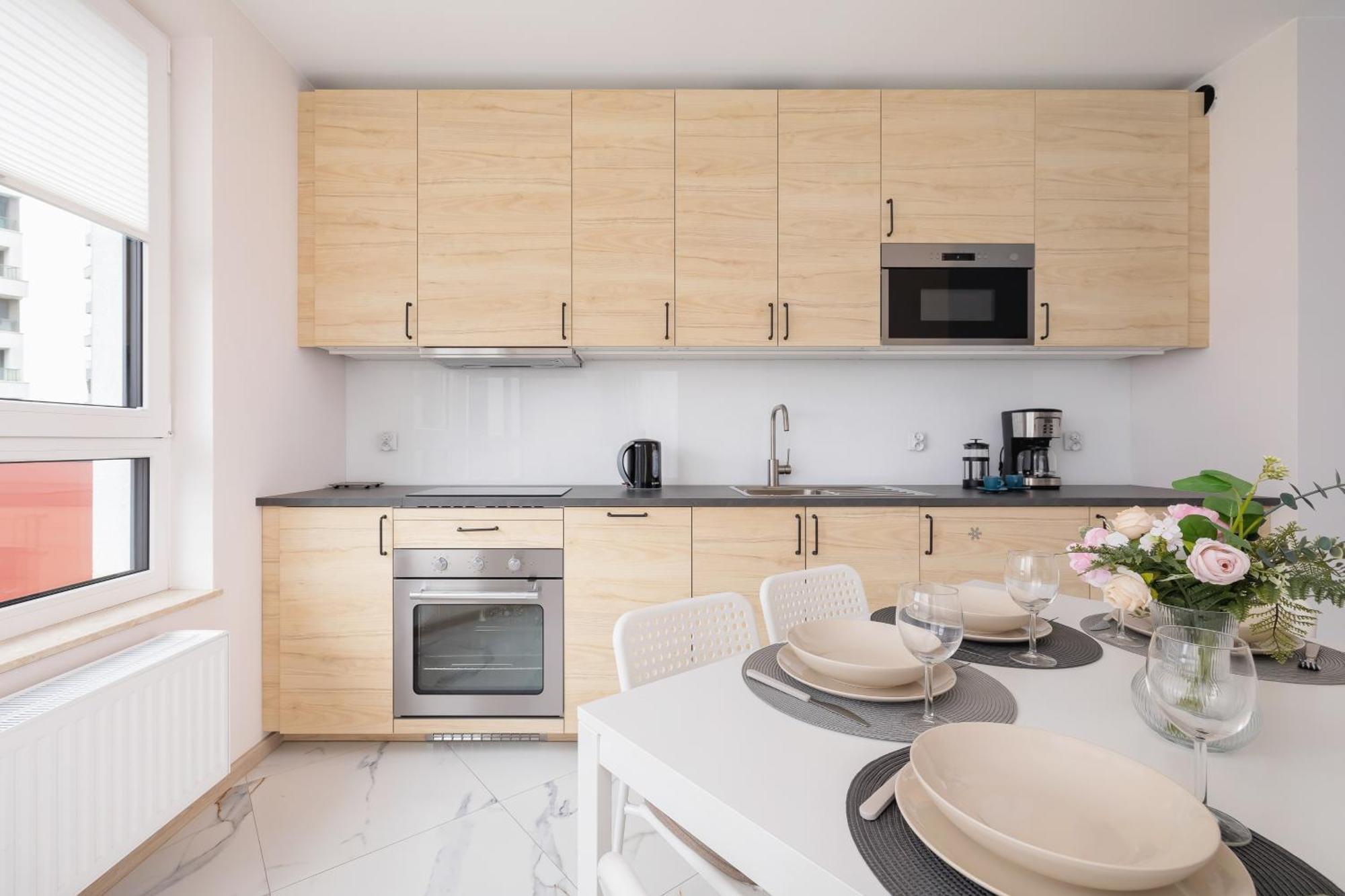 Cozy Apartments Laszkiewicza With Parking By Noclegi Renters 크라쿠프 외부 사진